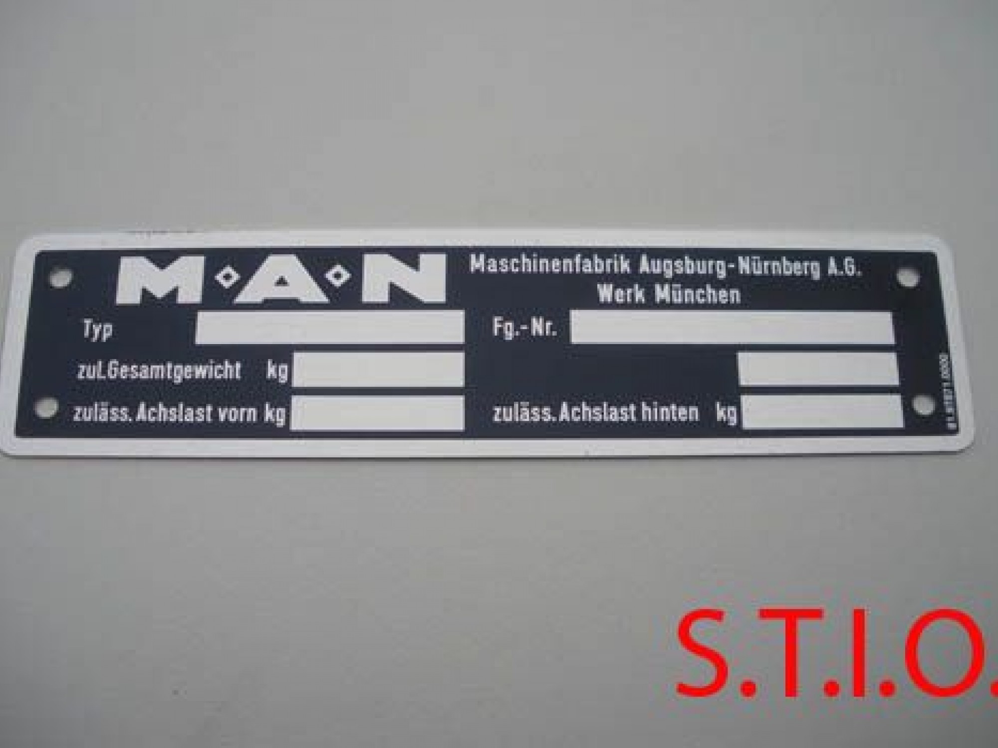 MAN 148x38mm typeplaat