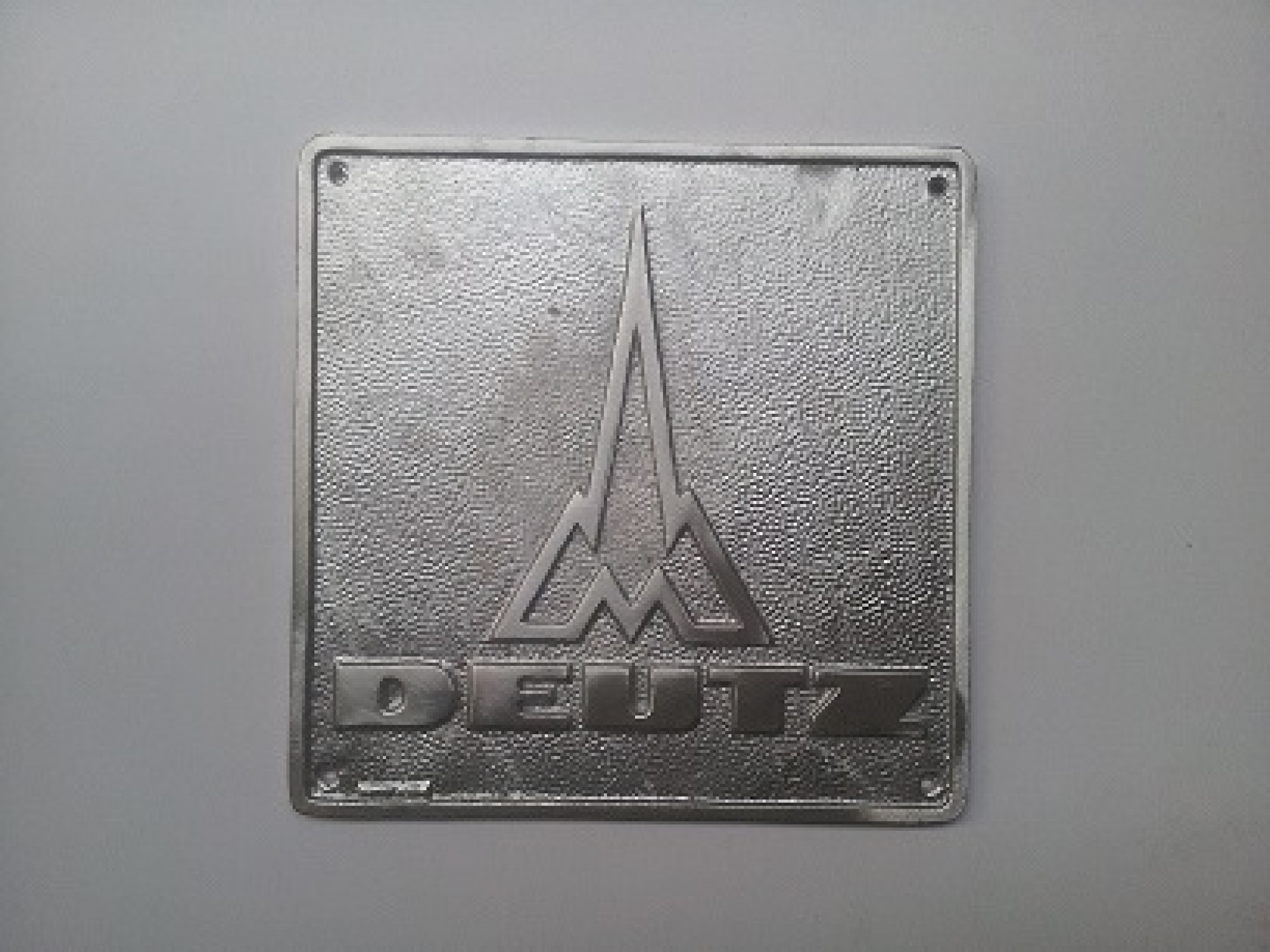 Deutz embleem (aluminium)